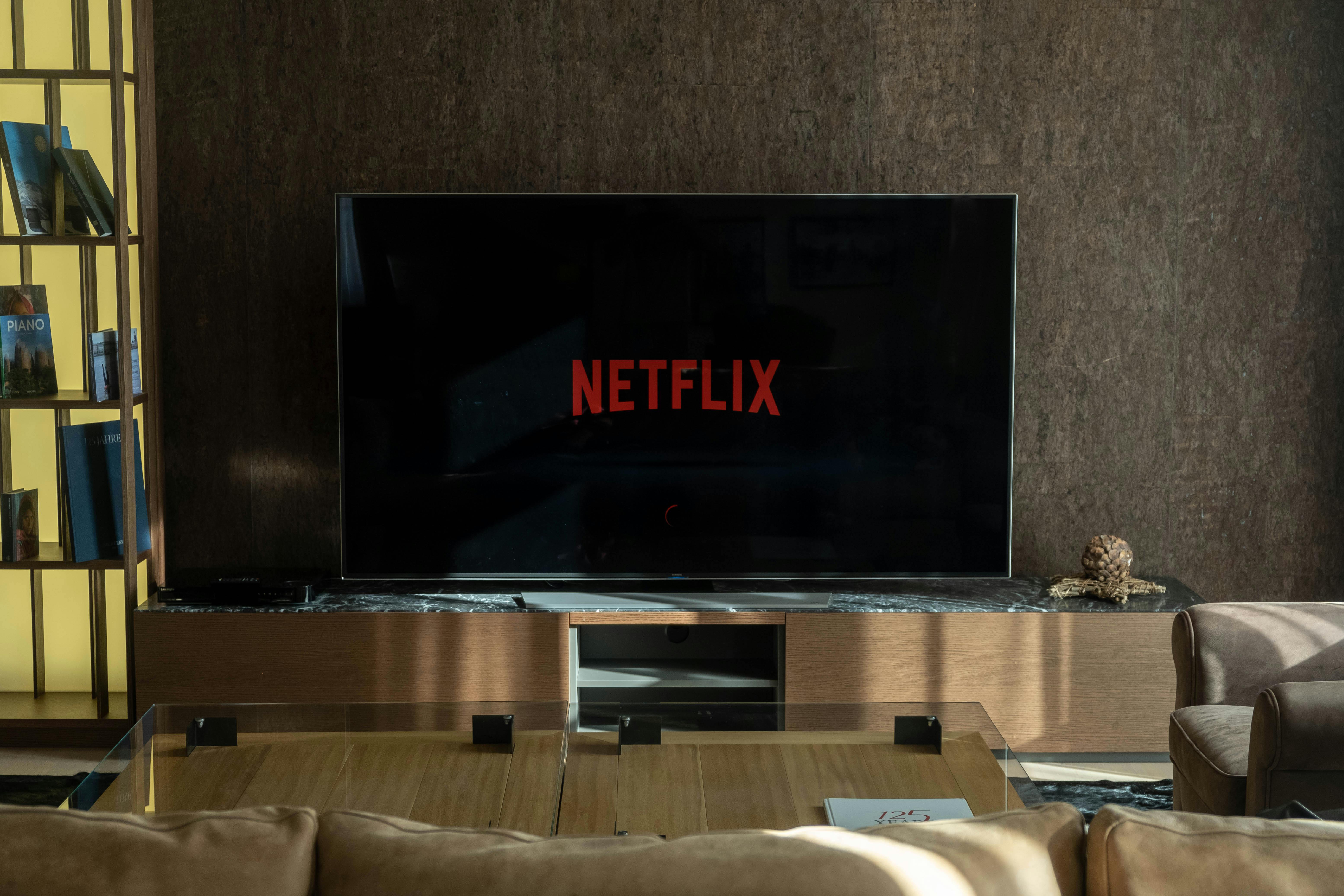 Ultra-Wide Curved Monitor 34" ( demo product only )